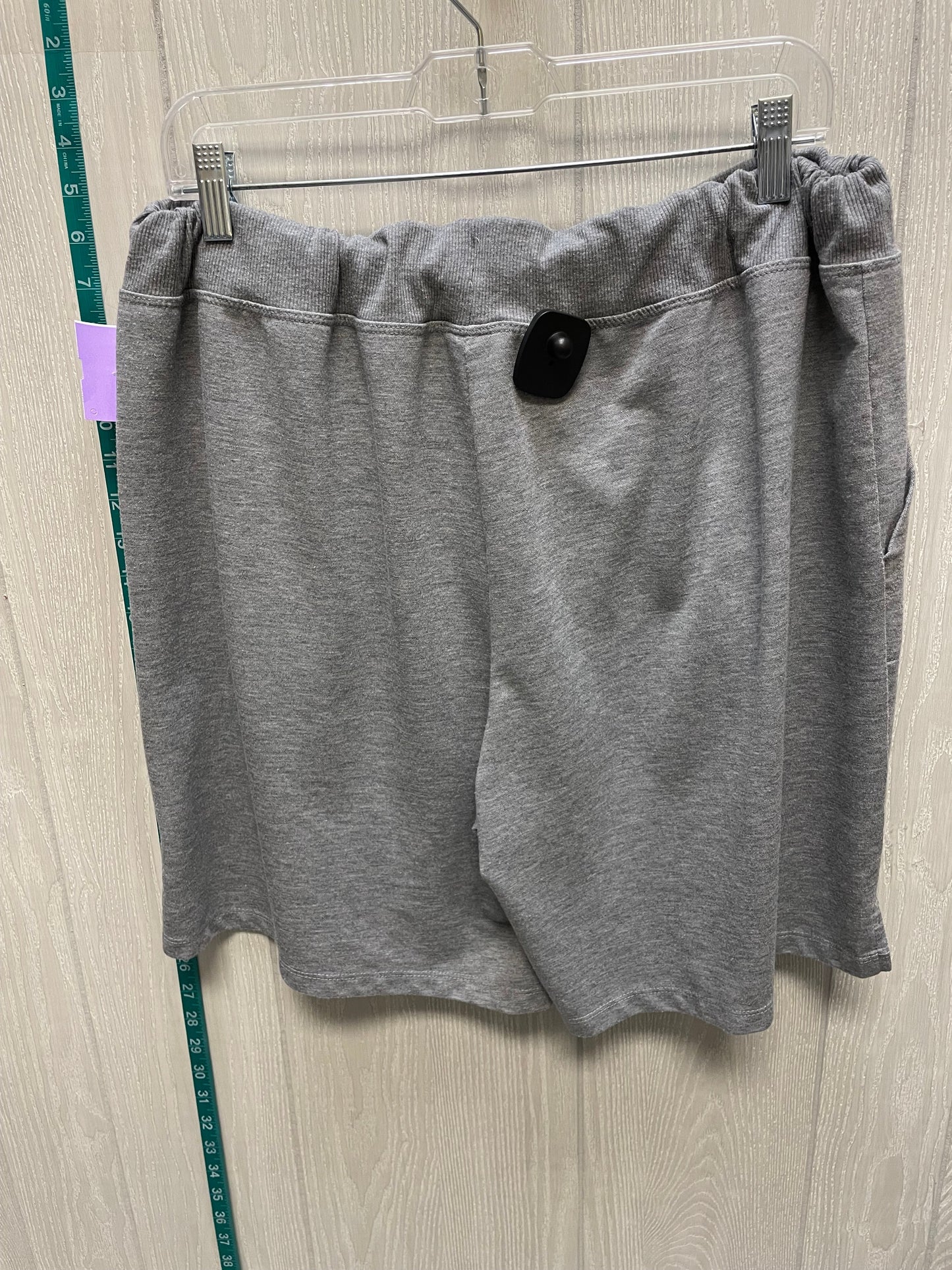 Grey Shorts Athletic Works, Size 20