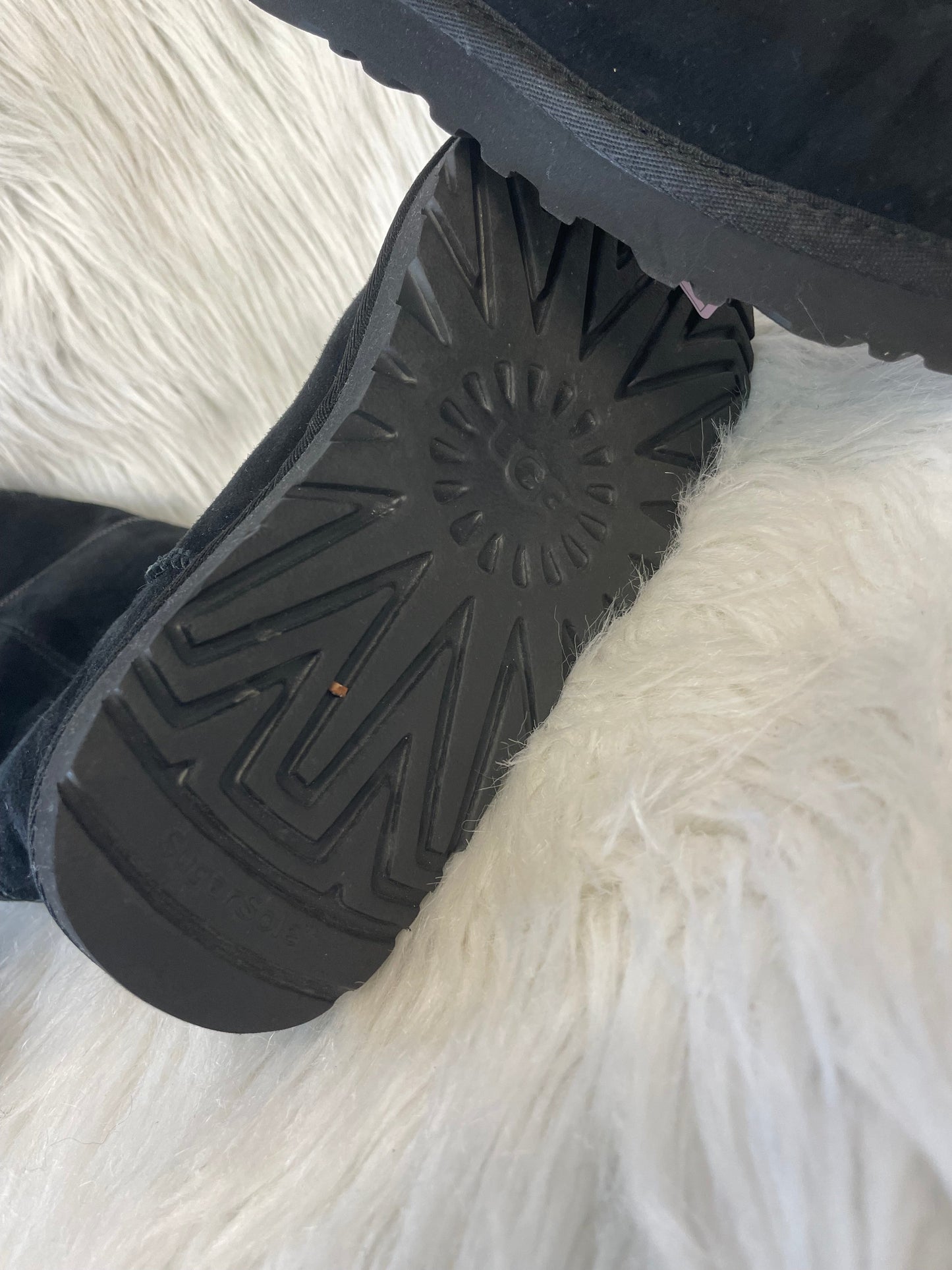 Black Boots Snow Ugg, Size 6