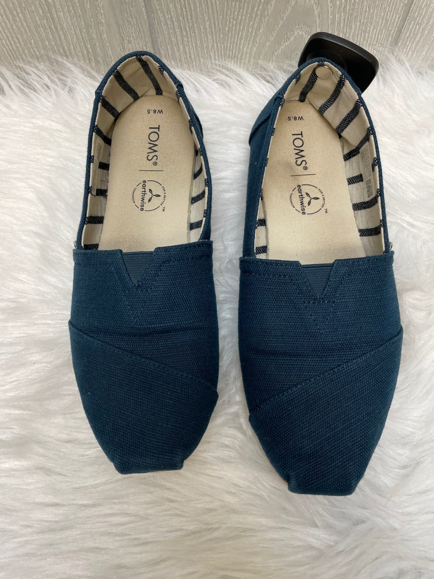 Navy Shoes Flats Toms, Size 8.5