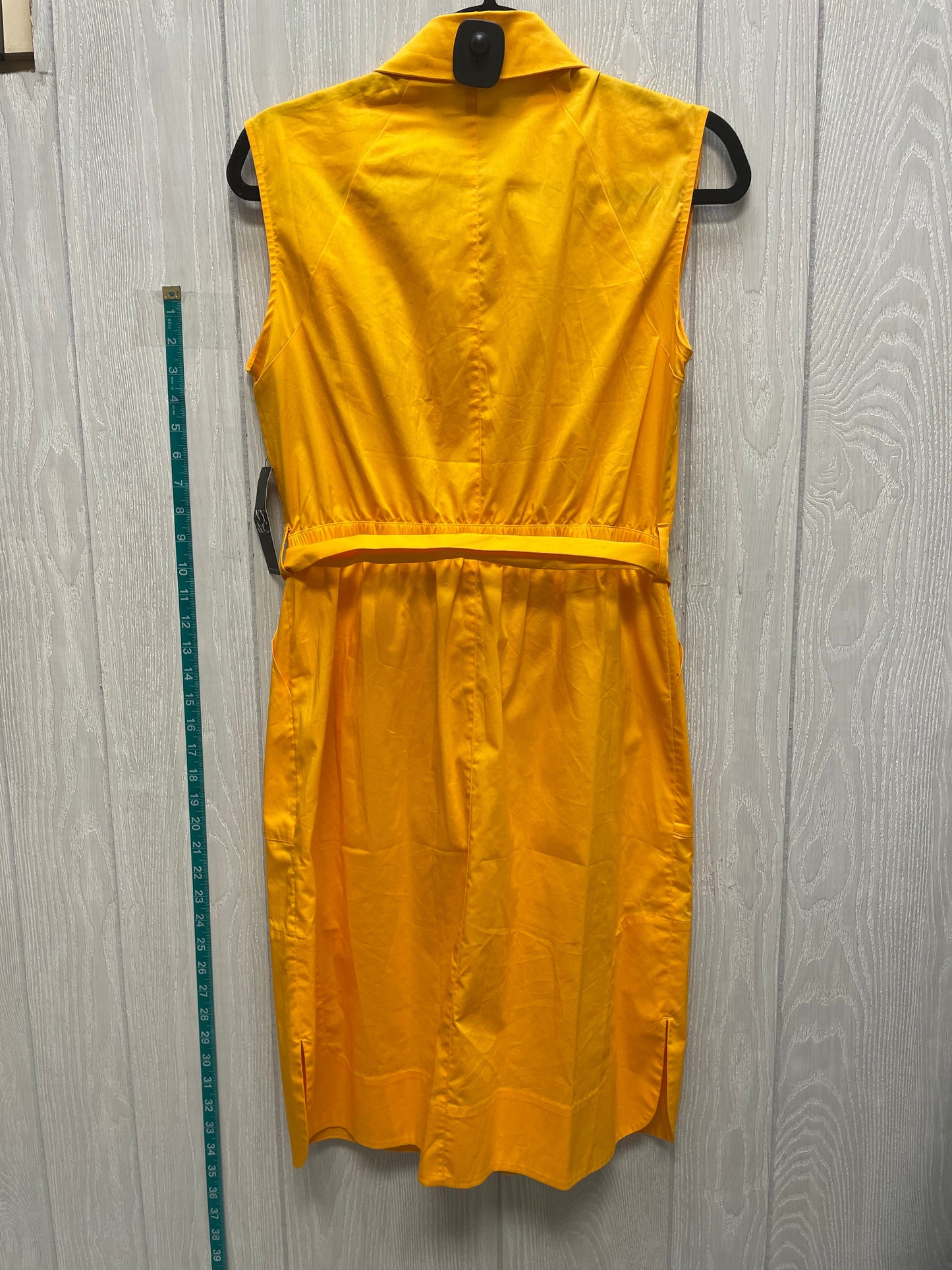 Dress Casual Short By New York And Co In Yellow, Size: M