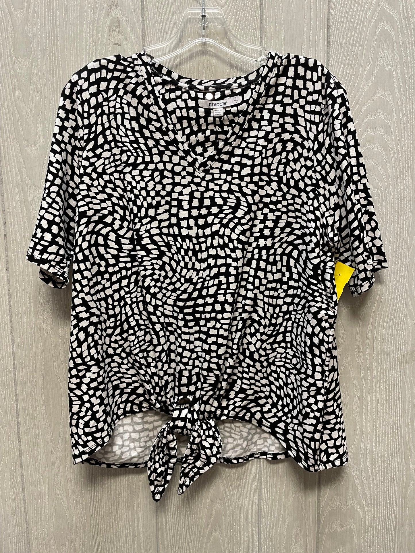 Top Short Sleeve By Chicos In Black & White, Size: L