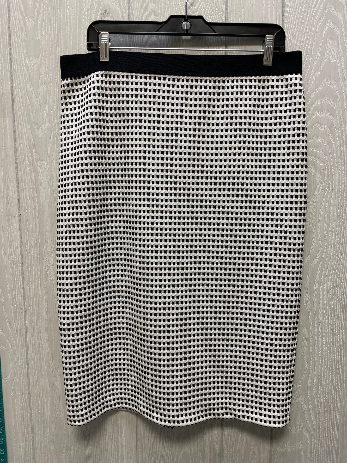 Skirt Midi By Alfani In Black & White, Size: 14