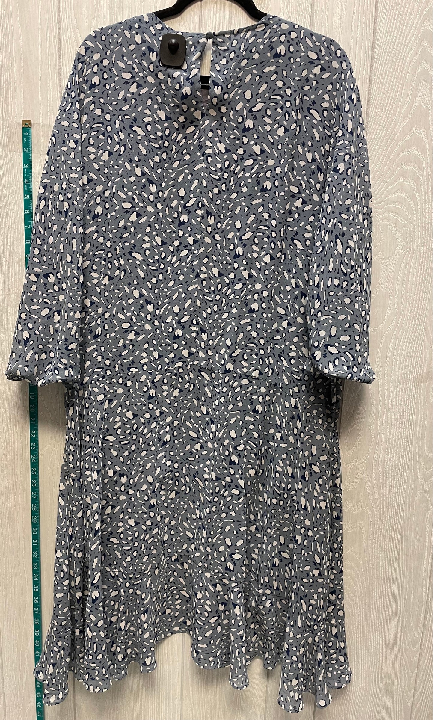 Dress Casual Midi By Anthropologie In Blue & White, Size: M