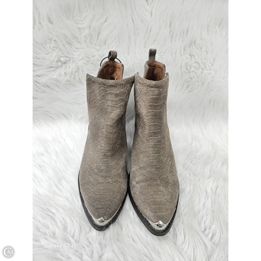 Boots Ankle Heels By Jeffery Campbell In Grey, Size: 9