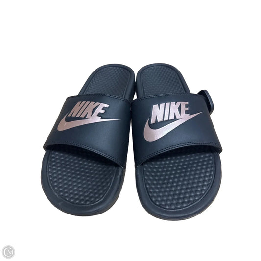 Sandals Flats By Nike In Black & Pink, Size: 11