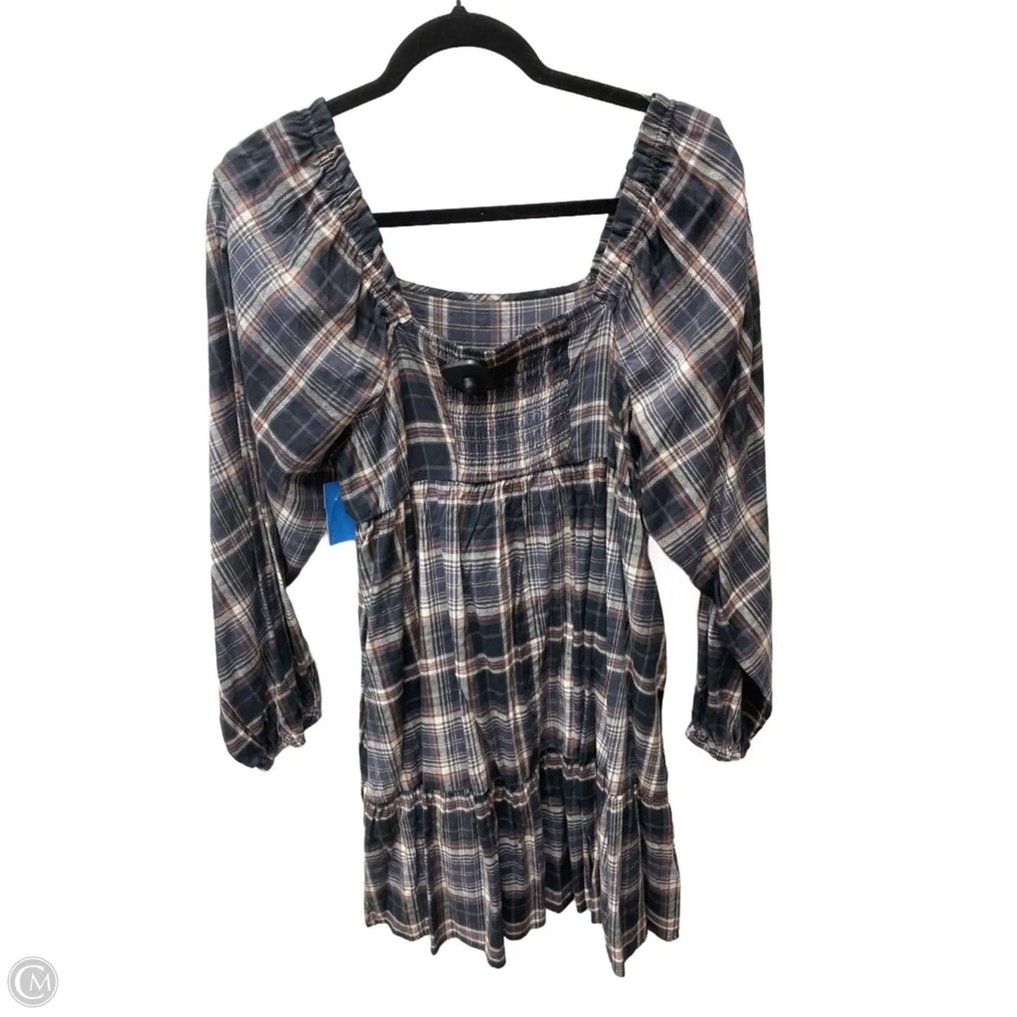 Dress Casual Short By Universal Thread In Plaid Pattern, Size: M