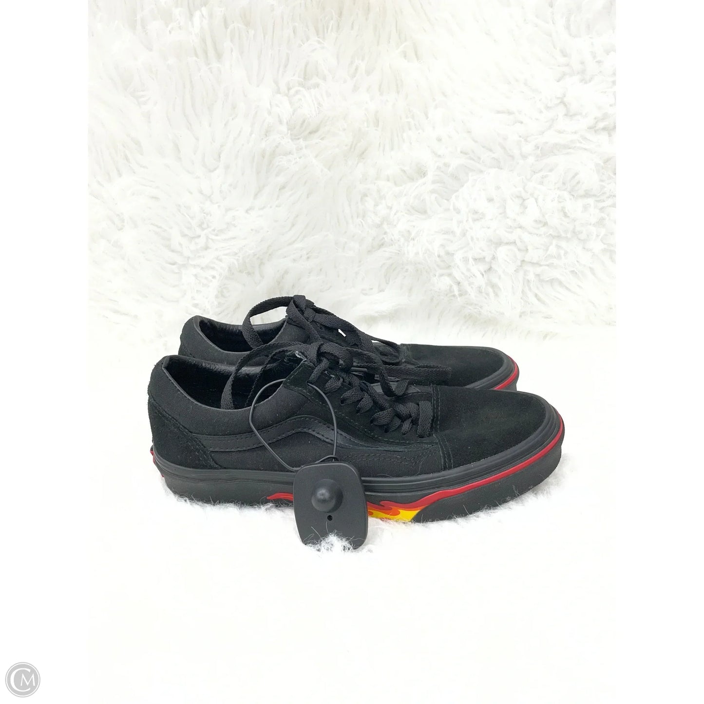 Shoes Sneakers By Vans In Black & Red, Size: 8