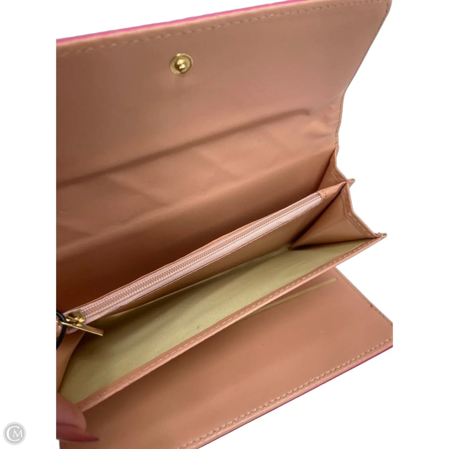 Wallet By Clothes Mentor, Size: Medium