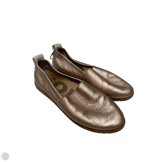 Shoes Flats By Sorel In Bronze, Size: 7