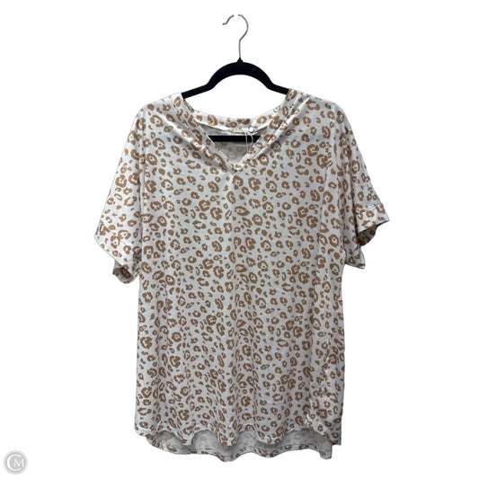 Top Short Sleeve By Southern Stitch In Animal Print, Size: 2x