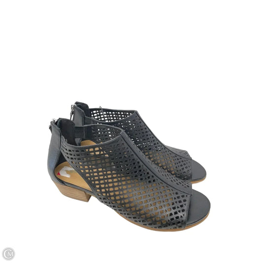 Sandals Heels Block By Clothes Mentor In Black & Tan, Size: 7.5