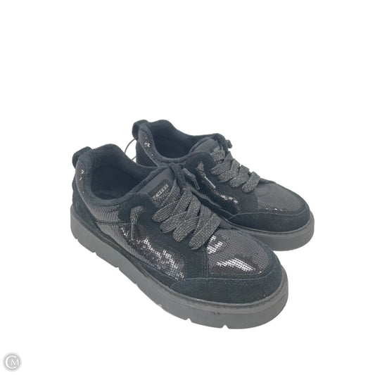 Shoes Sneakers By Skechers In Black, Size: 10