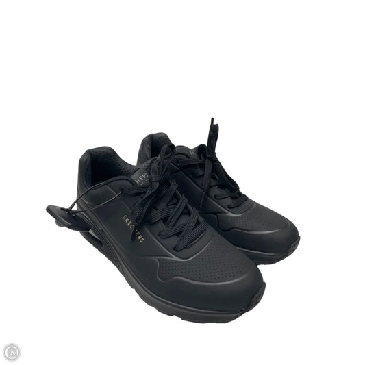 Shoes Sneakers By Skechers In Black, Size: 9.5