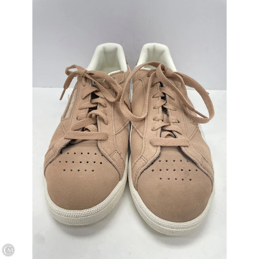 Shoes Sneakers By Reebok In Tan & White, Size: 8