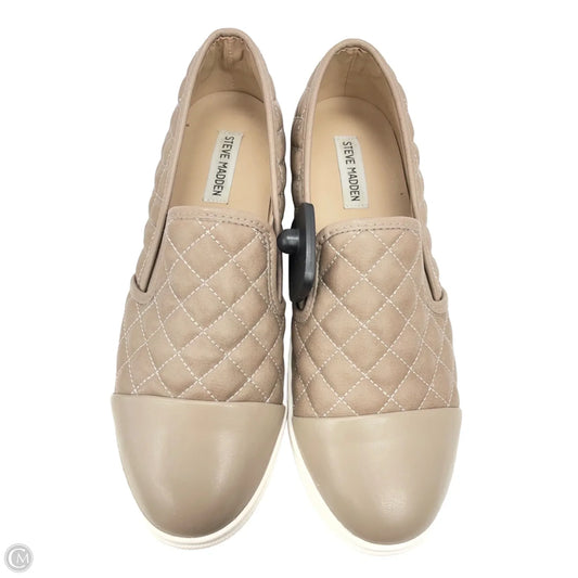 Shoes Sneakers By Steve Madden In Tan, Size: 11