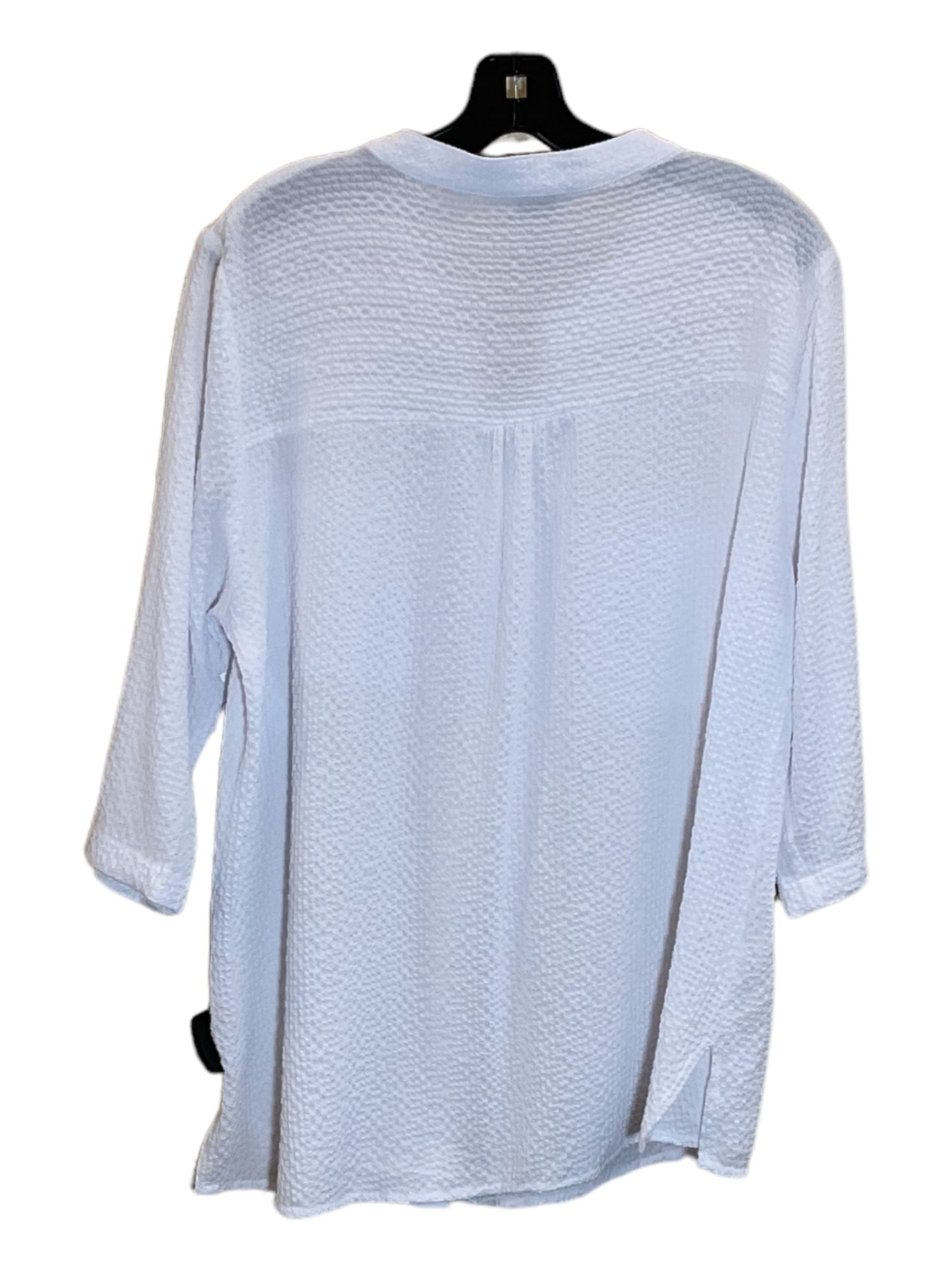 White Top 3/4 Sleeve Multiples, Size L