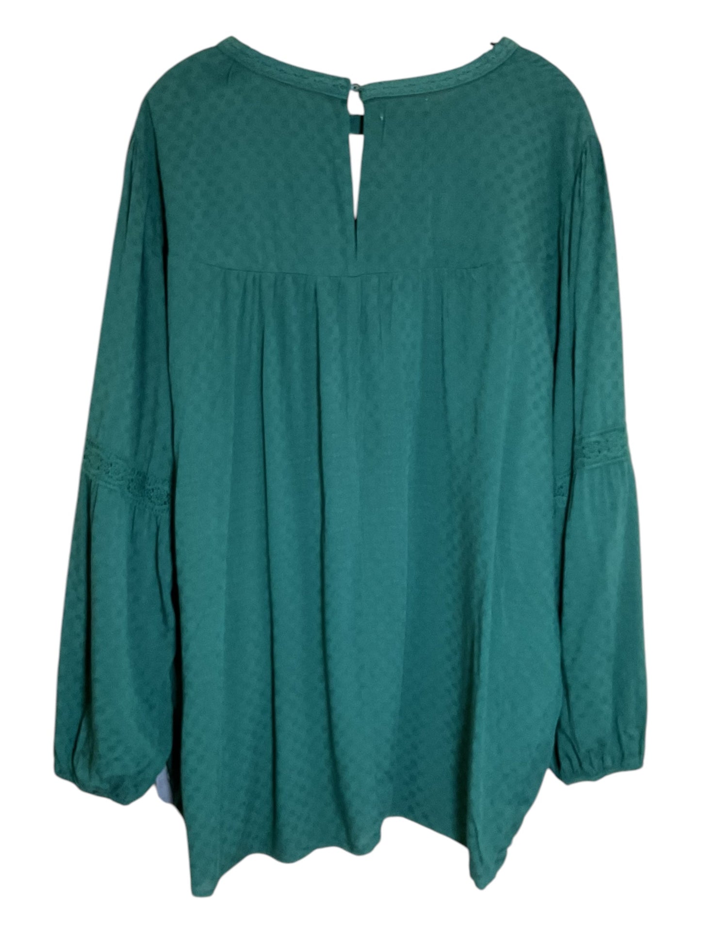 Top Long Sleeve By Maurices In Green, Size: 2x