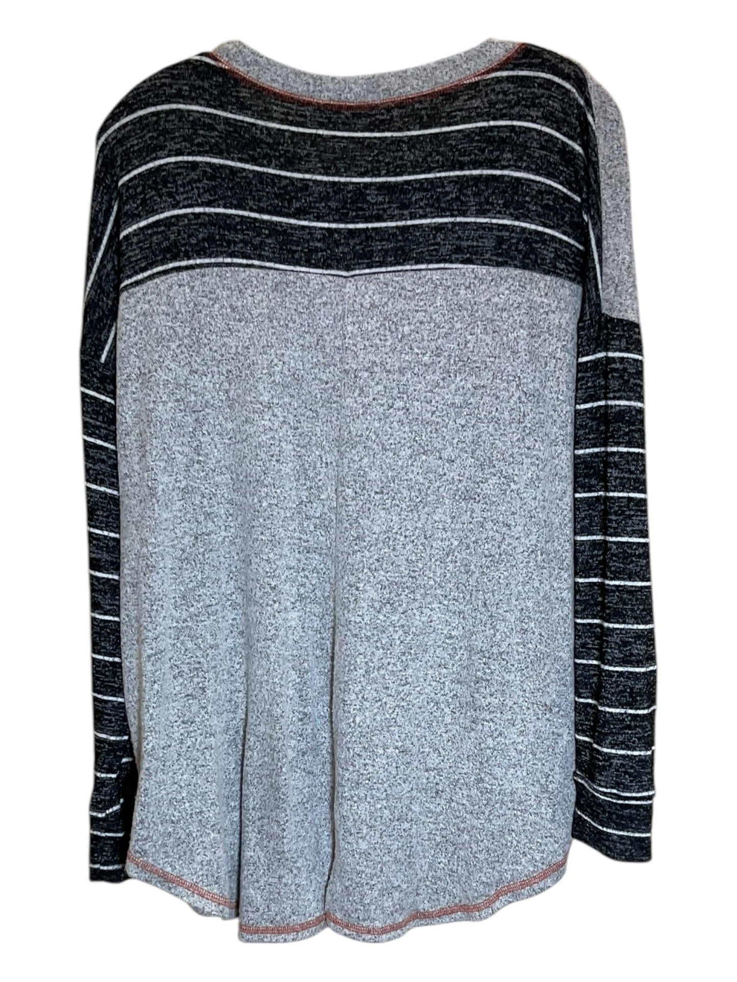 Top Long Sleeve By Staccato In Grey, Size: M