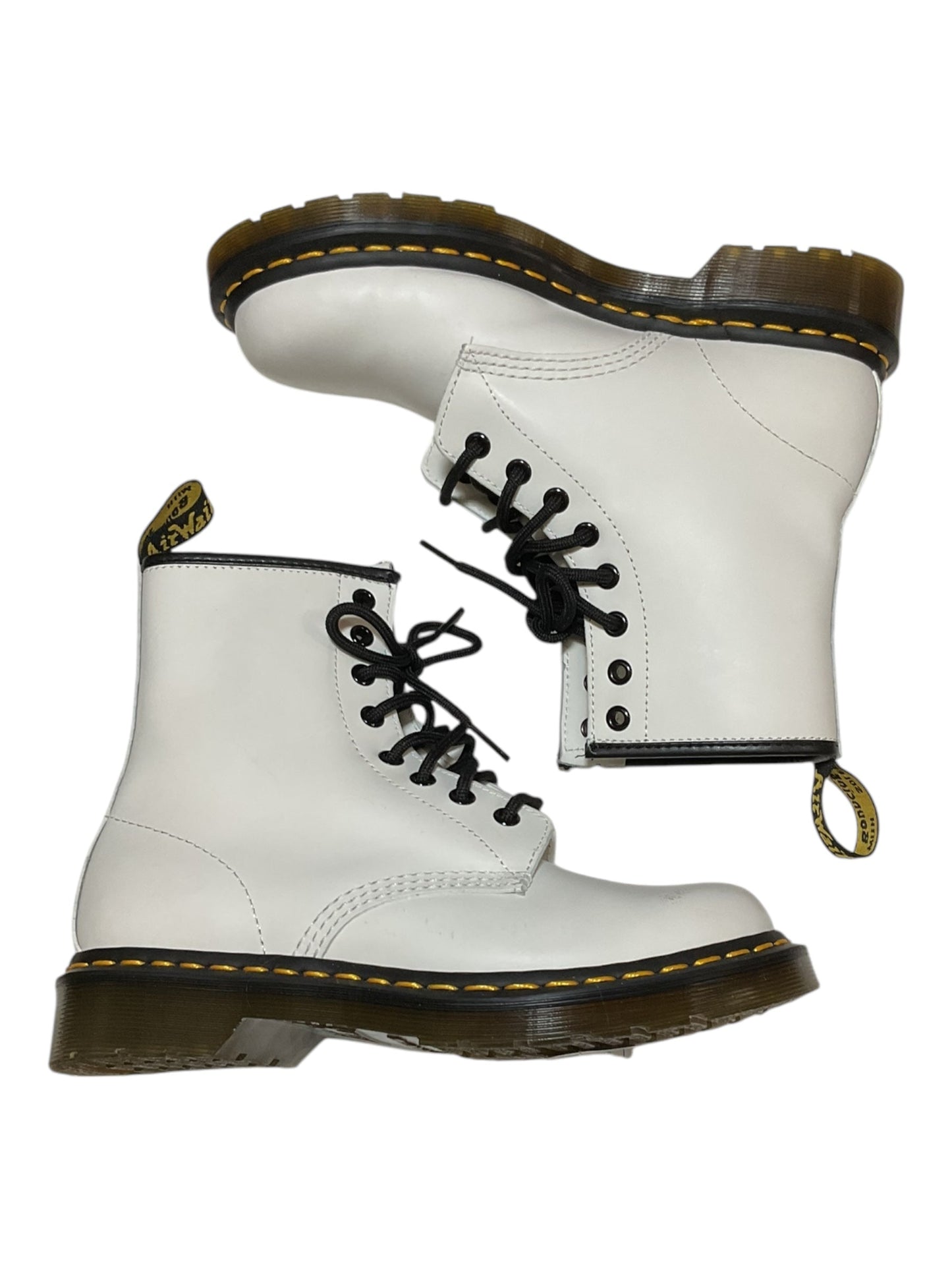 Boots Ankle Flats By Dr Martens In White, Size: 7