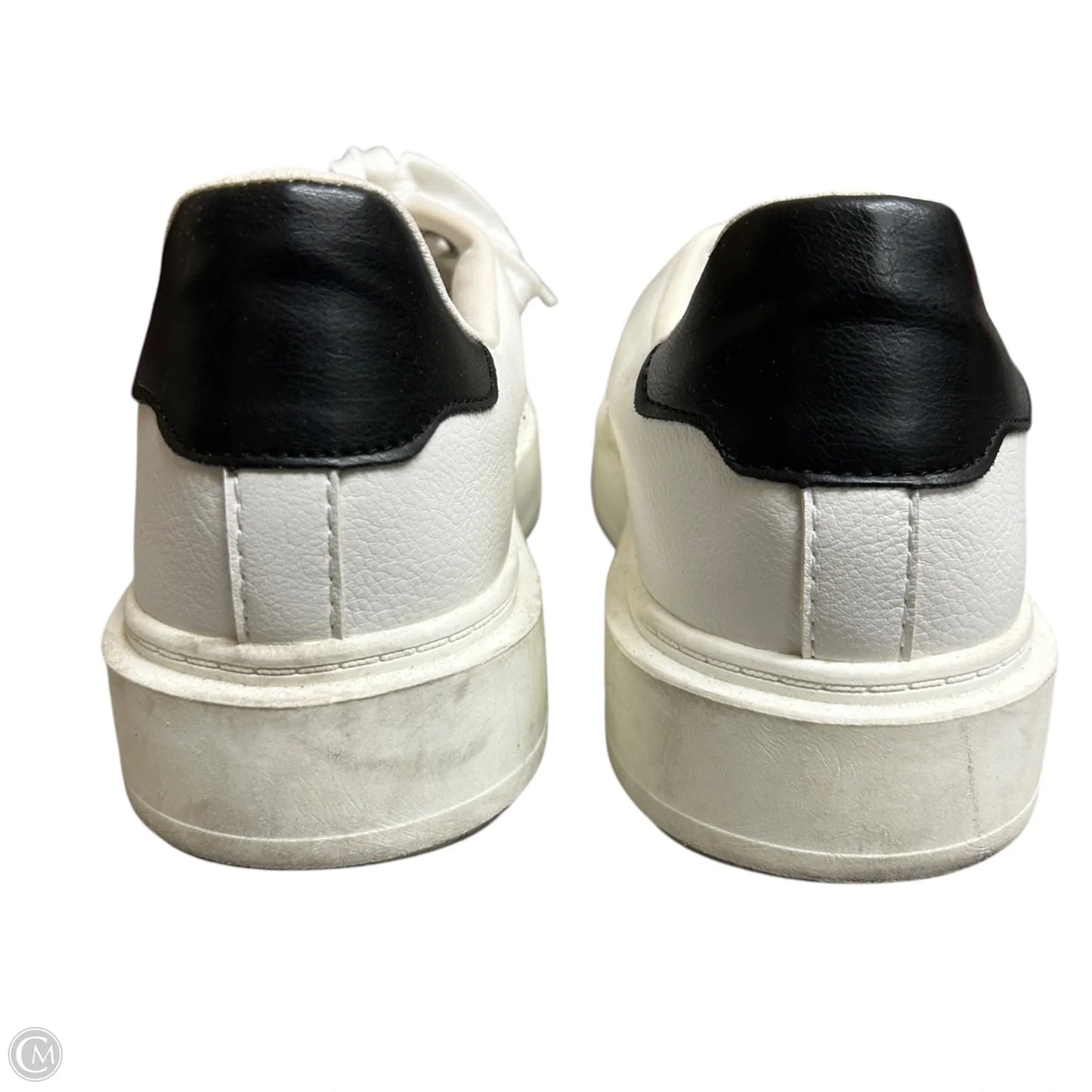 Shoes Sneakers By Steve Madden In Black & White, Size: 9