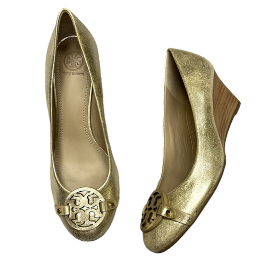 Gold Shoes Designer By Tory Burch, Size: 9