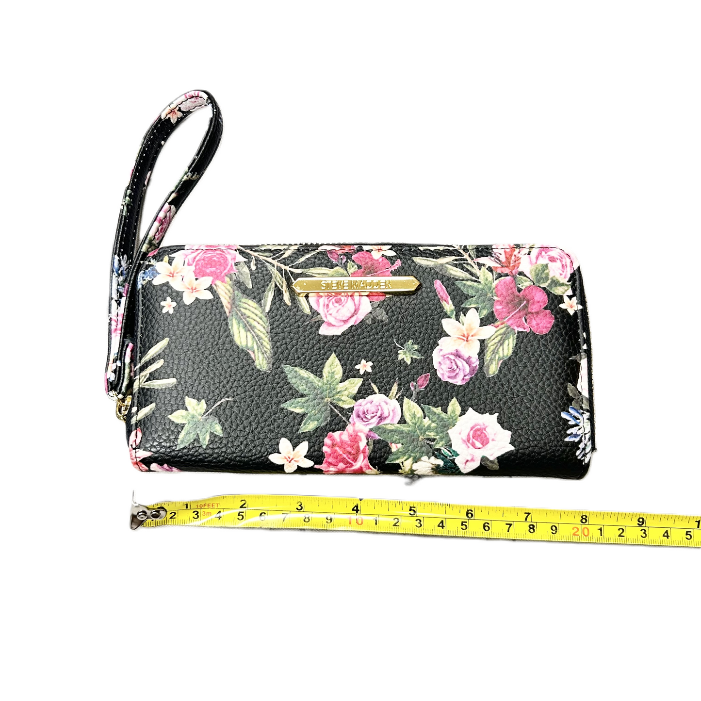 Wristlet By Steve Madden, Size: Medium