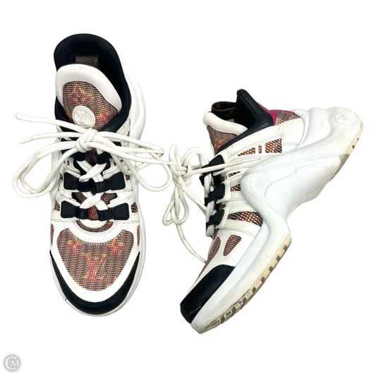 Shoes Luxury Designer By Louis Vuitton In Pink & White, Size: 6.5