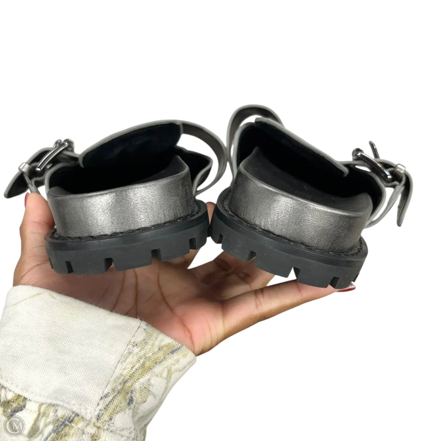 Shoes Flats By Michael By Michael Kors In Silver, Size: 8