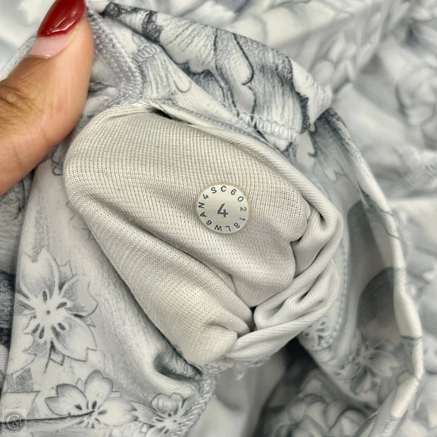 Athletic Capris By Lululemon In Grey & White, Size: 4