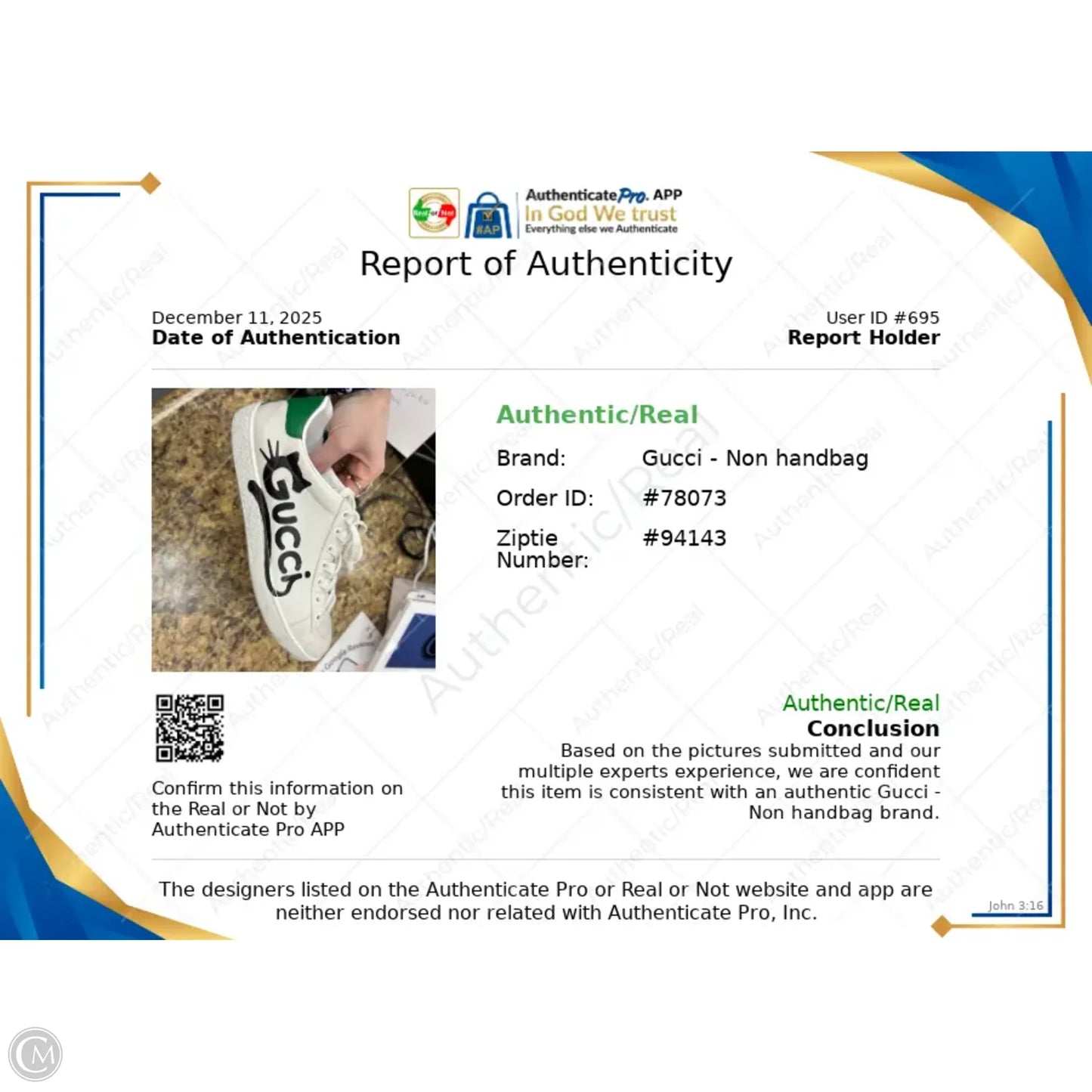 Shoes Luxury Designer By Gucci In Green & White, Size: 5