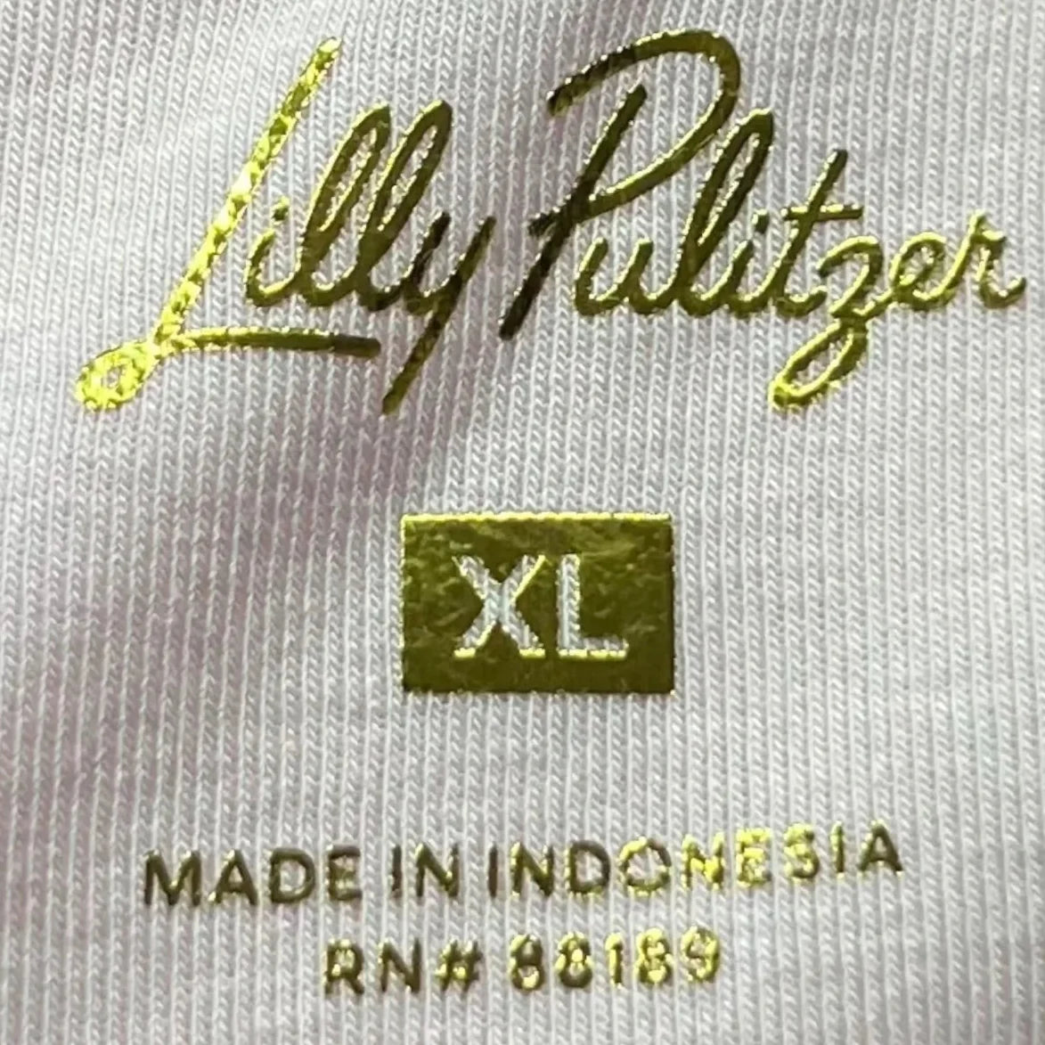 Top Short Sleeve Designer By Lilly Pulitzer In Pink, Size: Xl