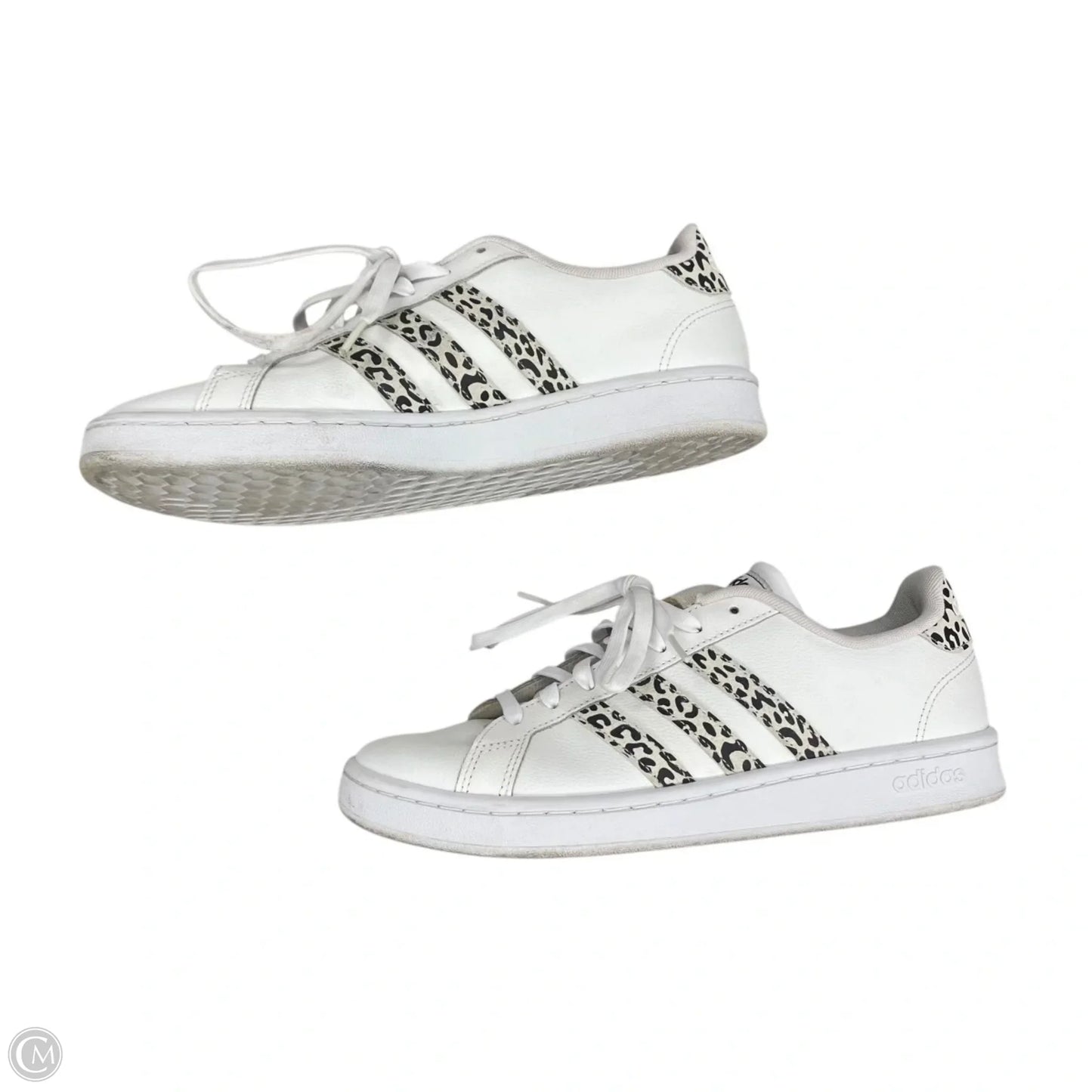 Shoes Sneakers By Adidas In Cream & White, Size: 10