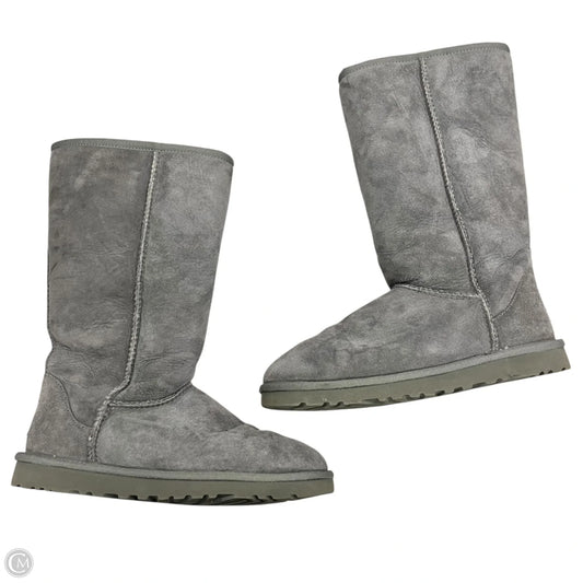 Boots Designer By Ugg In Grey, Size: 7