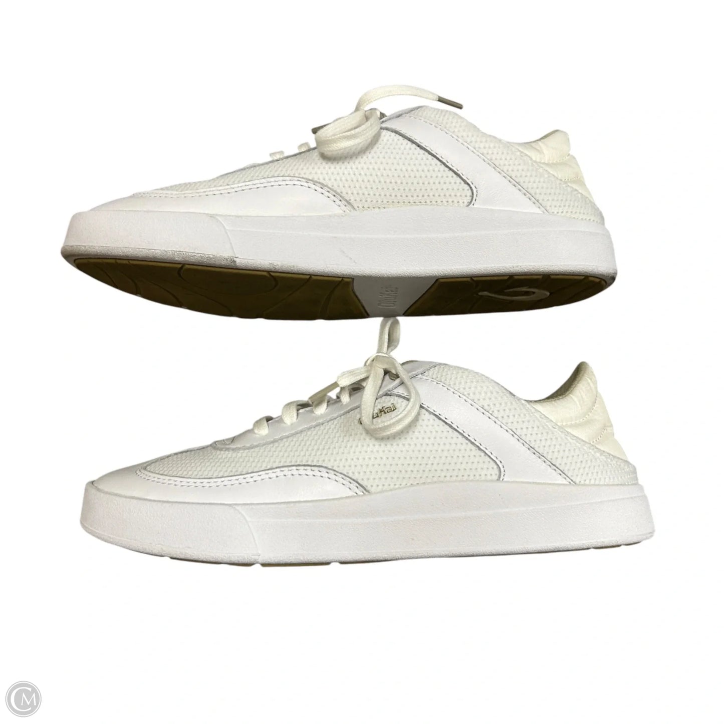 Shoes Sneakers By Olukai In White, Size: 7.5