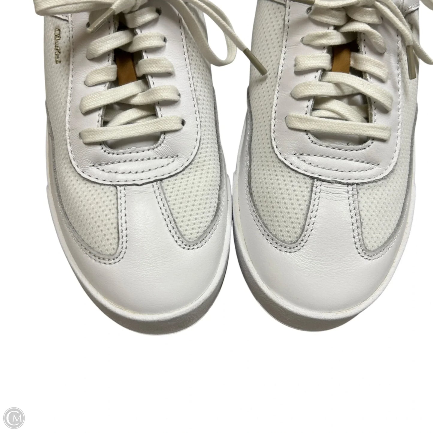 Shoes Sneakers By Olukai In White, Size: 7.5