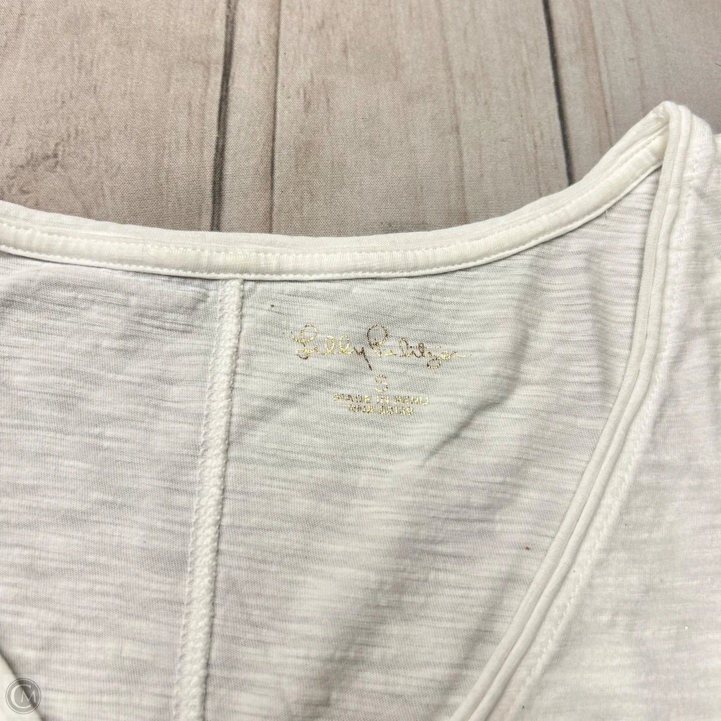 Top Short Sleeve Designer By Lilly Pulitzer In White, Size: S