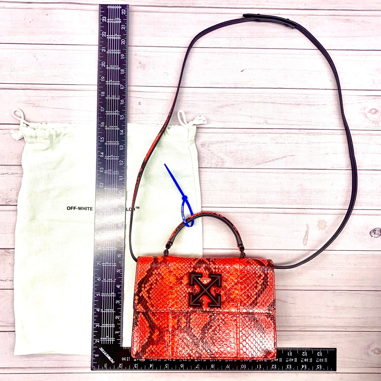 Crossbody Luxury Designer By Off-white  Size: Medium