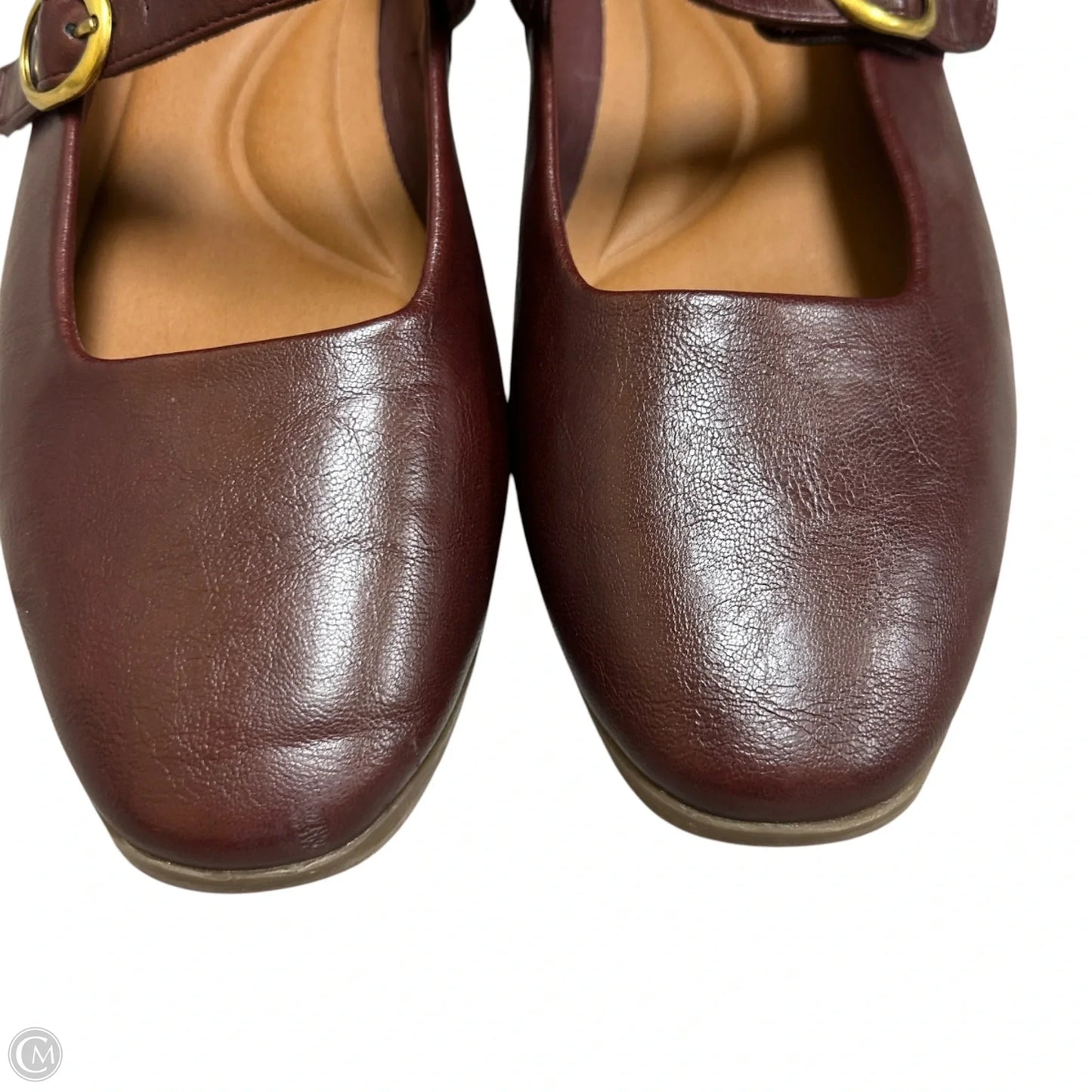 Shoes Flats By Bare Traps In Maroon, Size: 10