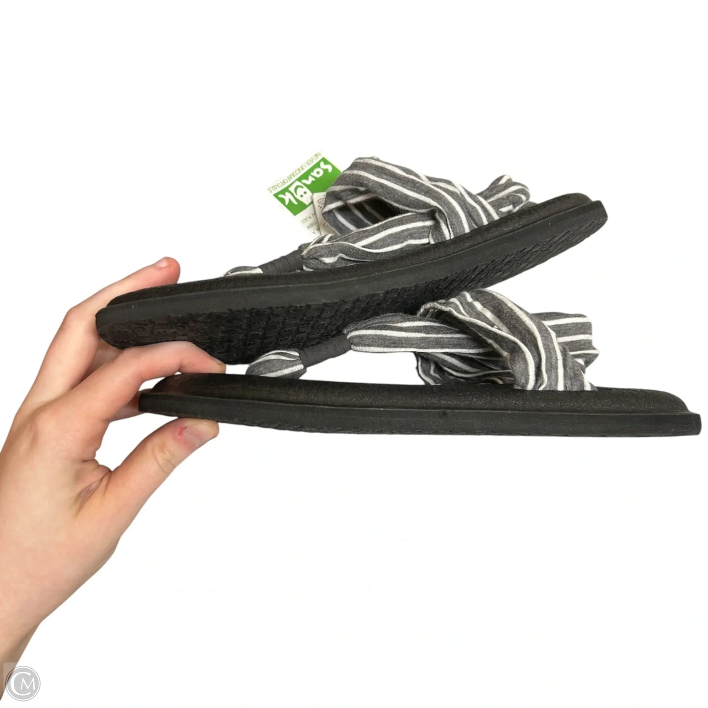 Sandals Flats By Sanuk In Grey & White, Size: 5