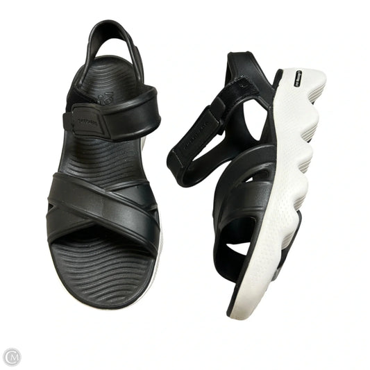 Sandals Sport By Skechers In Black & White, Size: 9