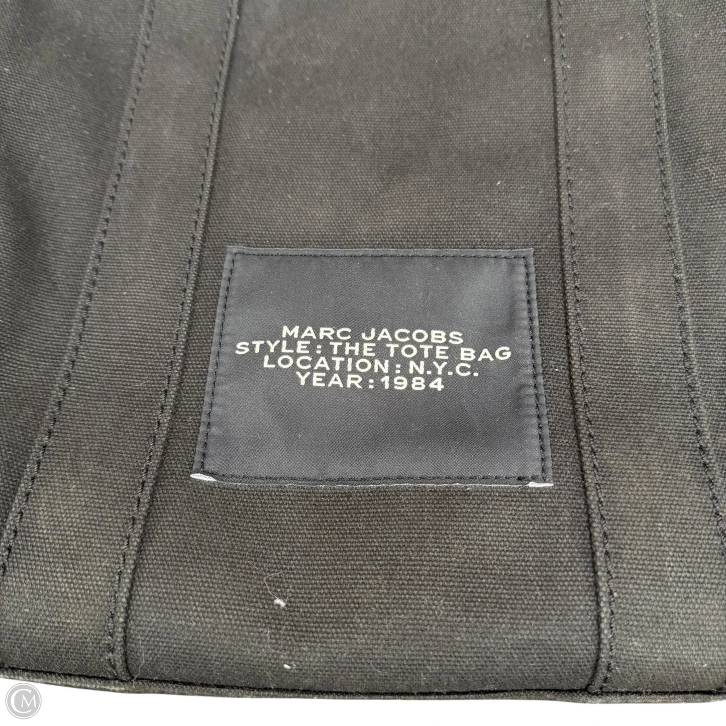 Tote Luxury Designer By Marc Jacobs, Size: Medium