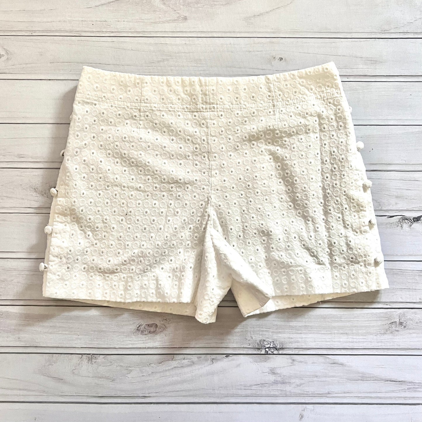 Shorts By Club Monaco  Size: 6