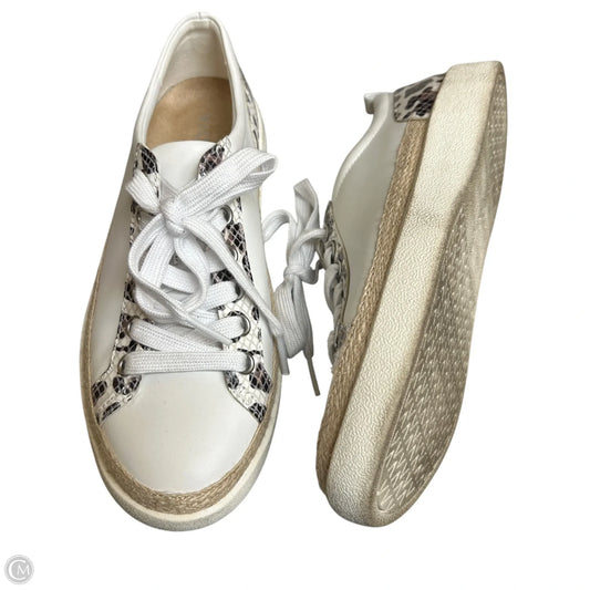 Shoes Sneakers By Vionic In Animal Print, Size: 6.5