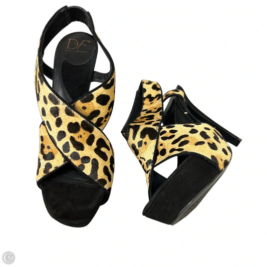 Sandals Designer By Diane Von Furstenberg In Animal Print, Size: 11