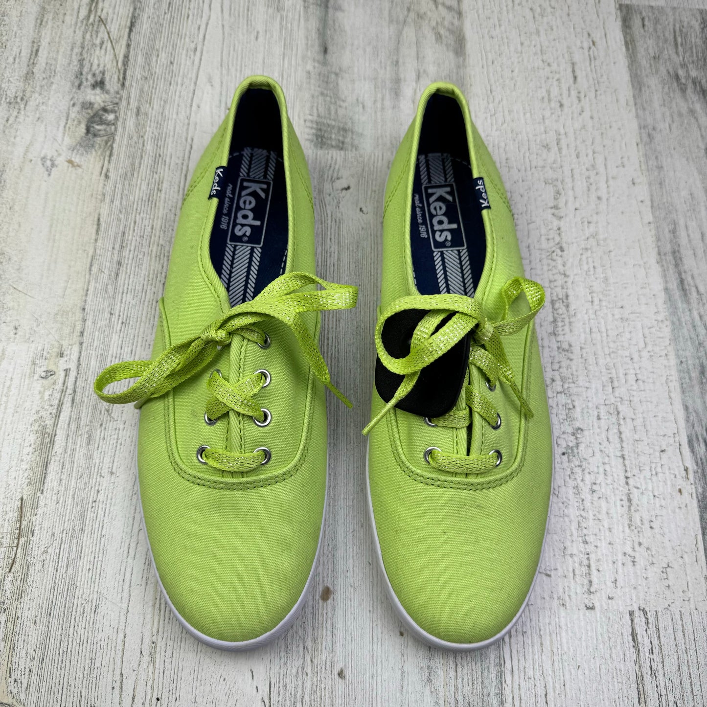 Shoes Sneakers By Keds  Size: 8