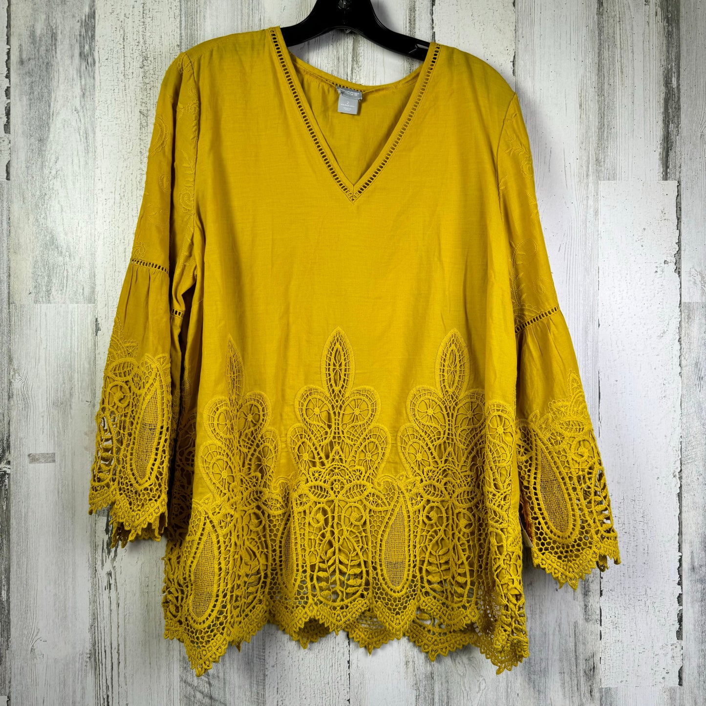 Top 3/4 Sleeve By Chicos  Size: L