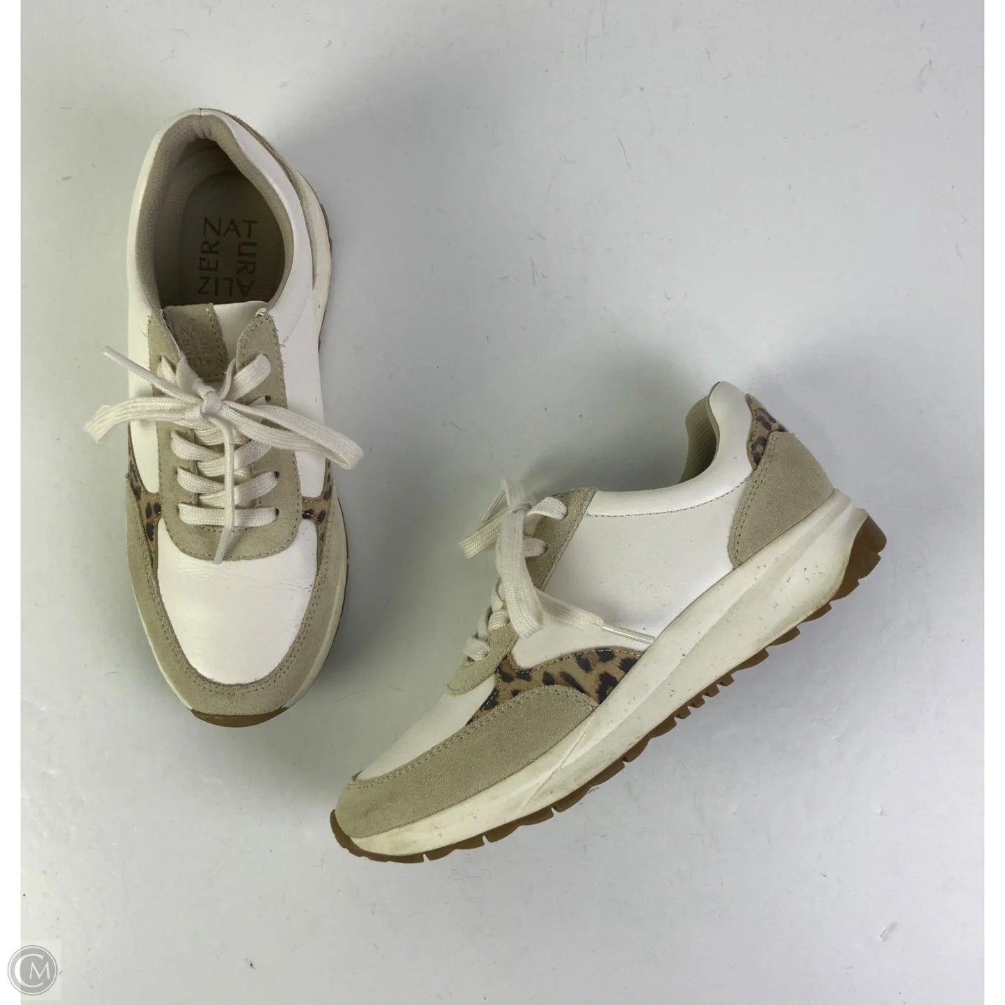 Shoes Sneakers By Naturalizer In Cream, Size: 6