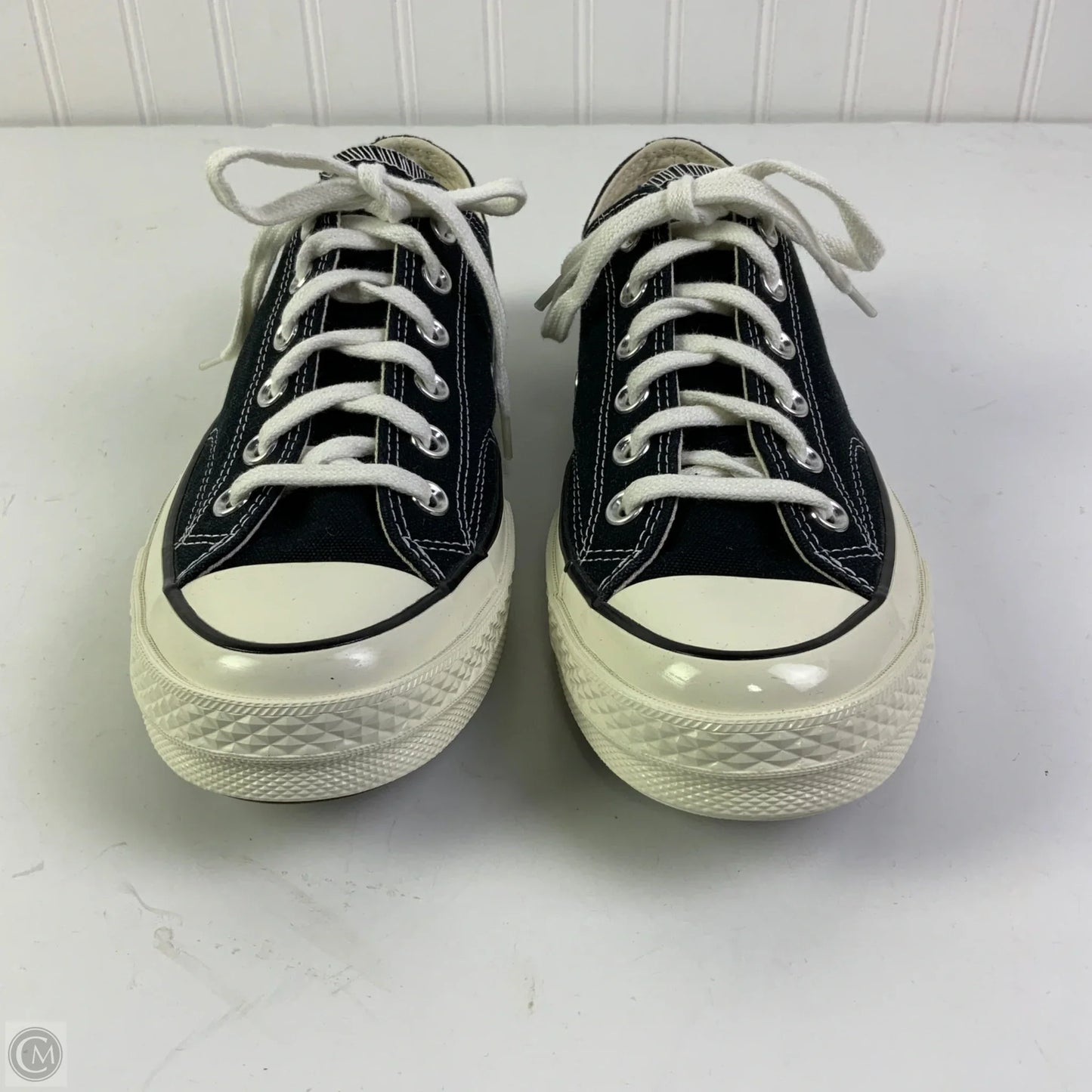Shoes Sneakers By Converse In Black & White, Size: 9