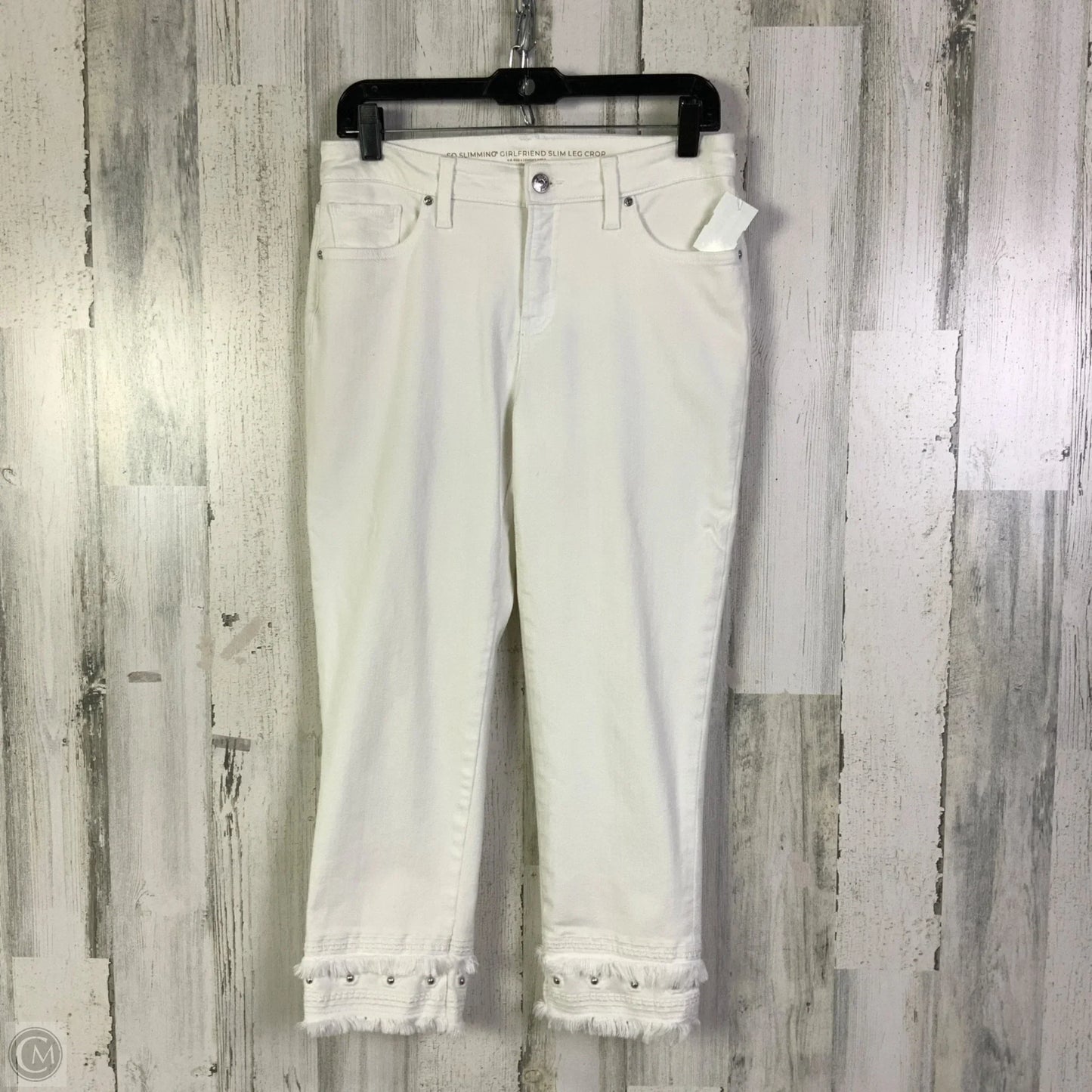 Jeans Cropped By Chicos In White Denim, Size: 4