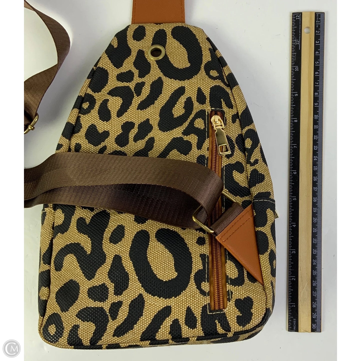 Crossbody By Clothes Mentor, Size: Medium